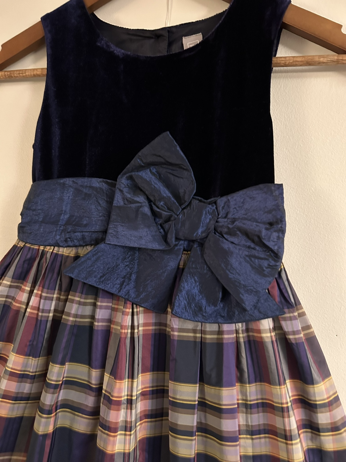 TU beautiful quality dress 6-9years (116-128) - photo 2