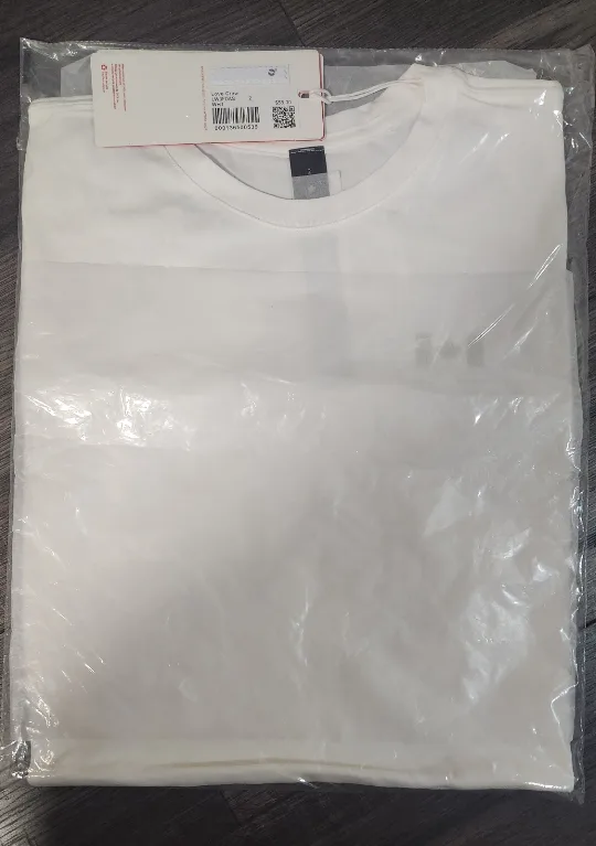 (New)Lululemon Crew T-Shirt - White - Size 2 image indicator(2)