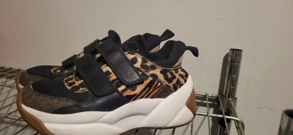 Michael Kors Leopard Print Sneakers thumbnail