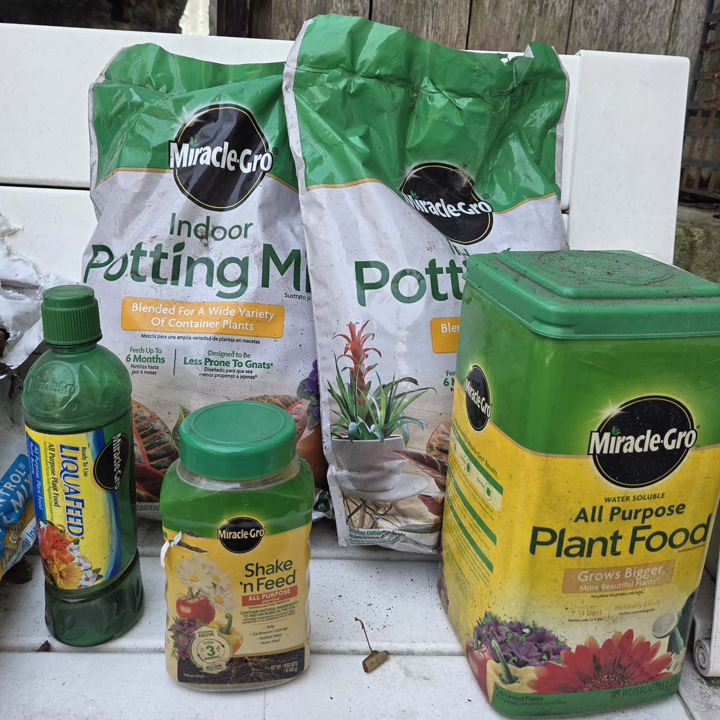 Planting supplies #Freecycle - photo 2