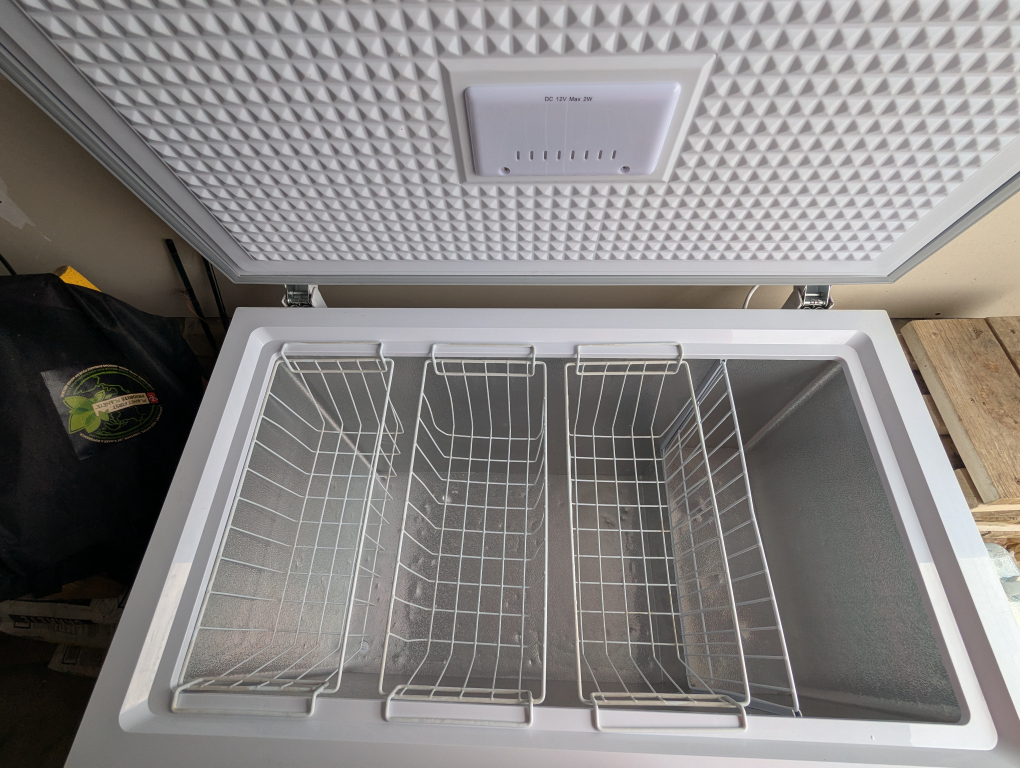 Energy Star Chest Freezer - photo 4