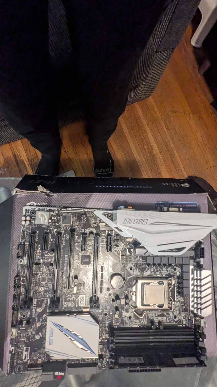 MSI PRO Z790-P DDR4 Motherboard thumbnail