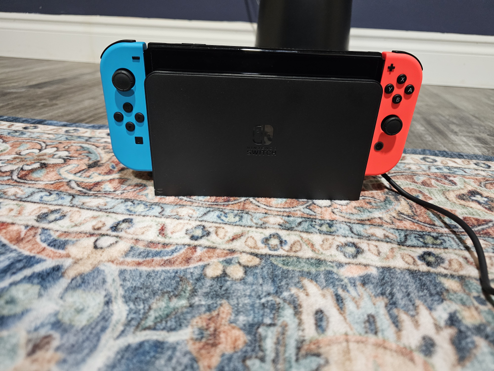 Nintendo Switch OLED Console and Games - photo 4