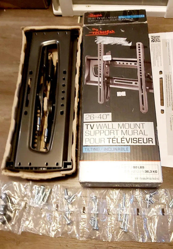 Rocketfish Tilting TV Wall Mount 26-40" image indicator(2)