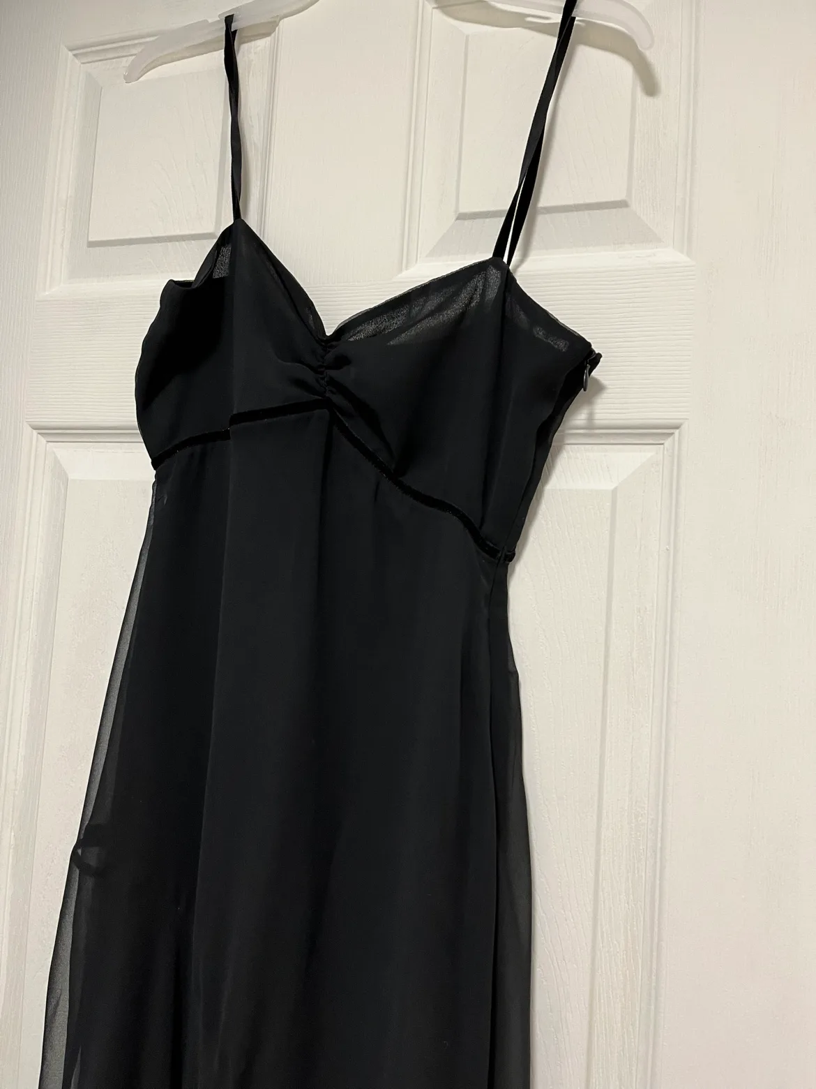 Black Chiffon Maxi Dress Size 4 image indicator(2)