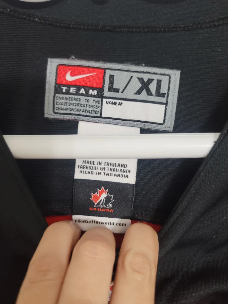 Team Canada Nike Hockey Jersey - 100th Anniversary image indicator(5)