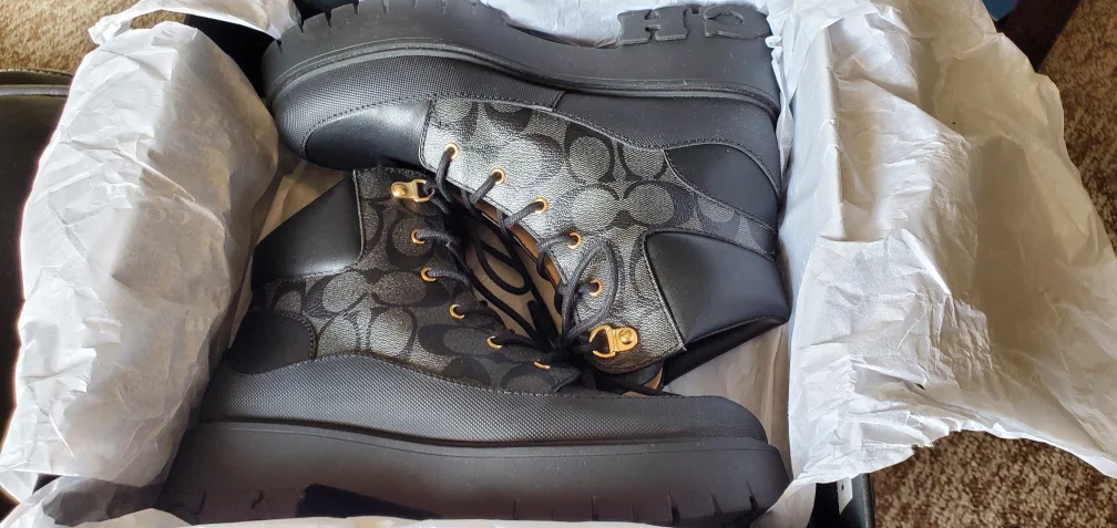 Coach Royce Sig Boot - Women's Size 7 image indicator(2)