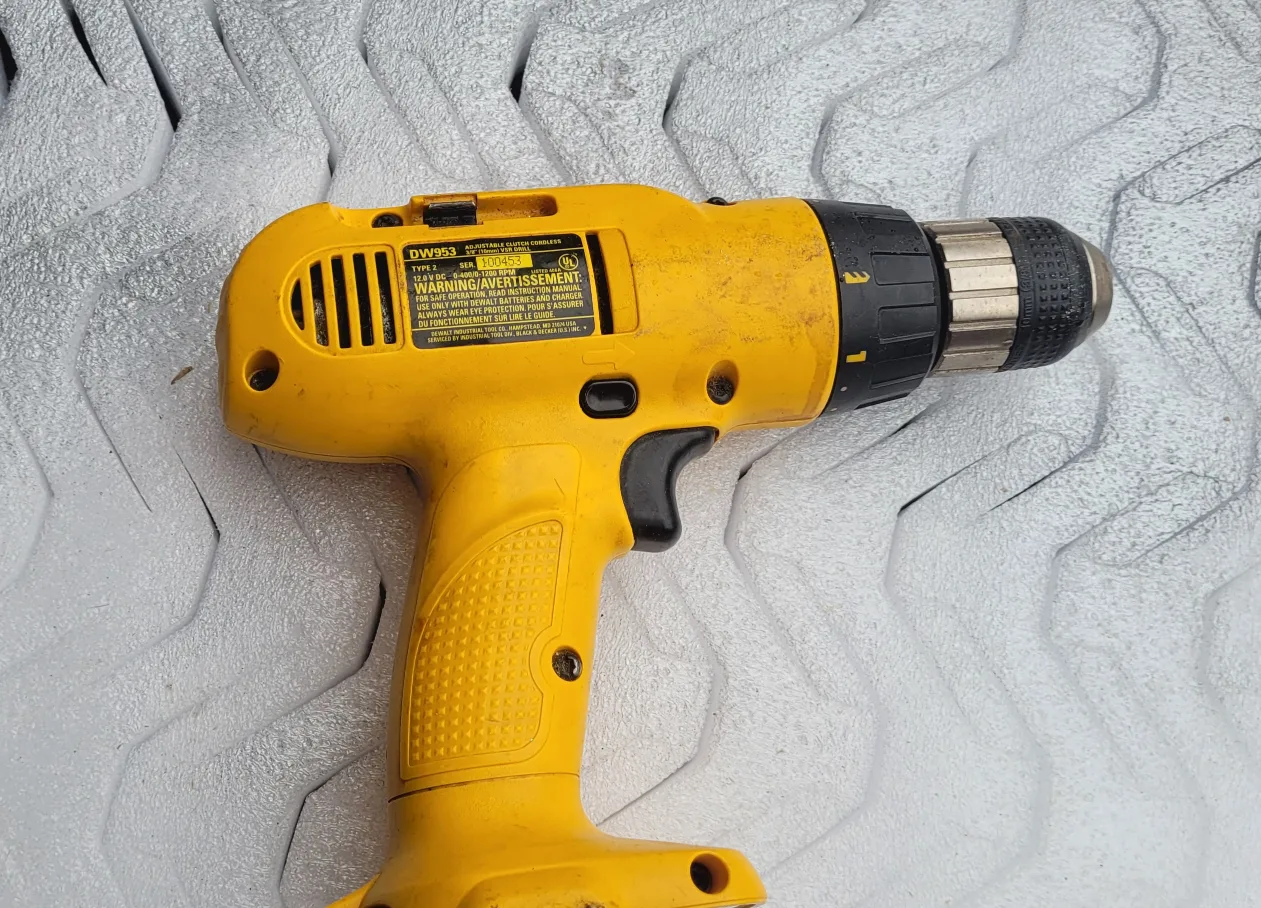 DeWalt DW993 Cordless Drill image indicator(6)