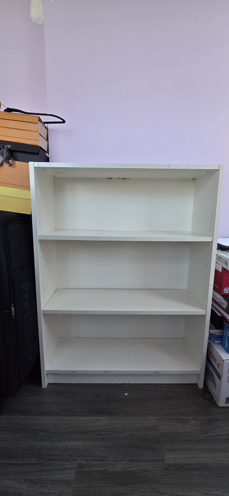 White 3-shelf bookcase