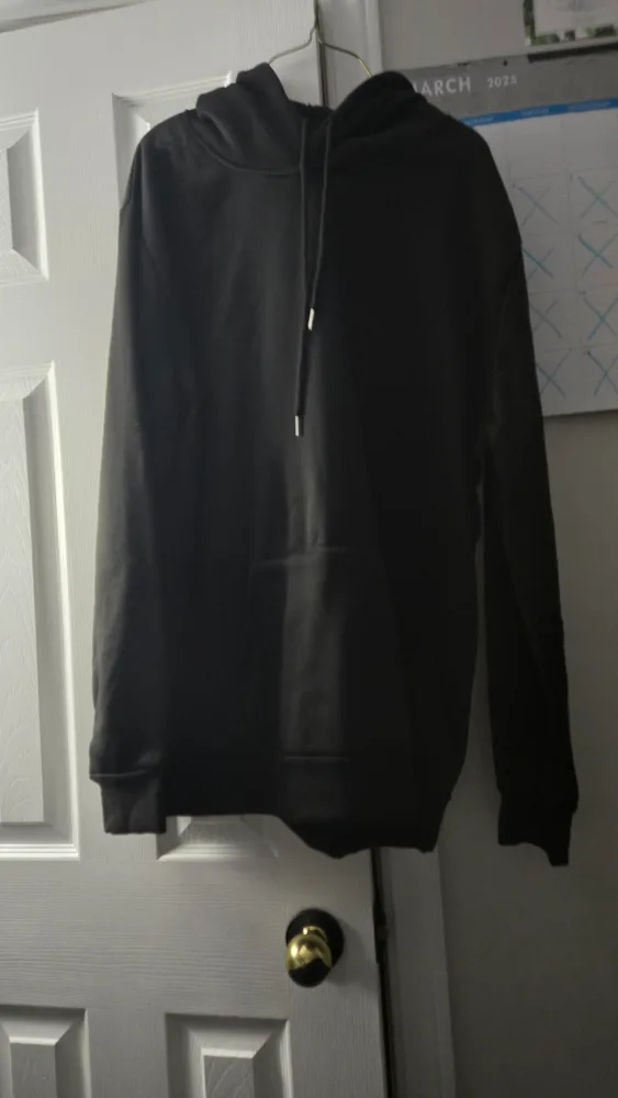 New School "Get Rich Or Die Tryin" Sweater image indicator(2)