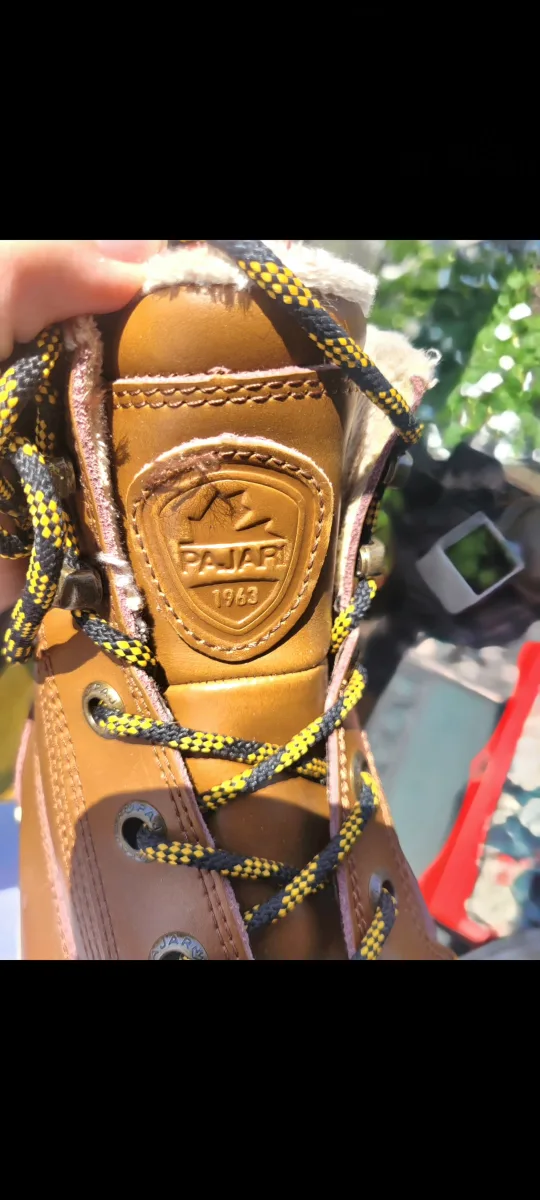 Pajar Canada Brown Leather Boots image indicator(2)