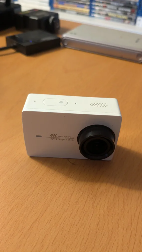 4K Action Camera with waterproof case. image indicator(3)