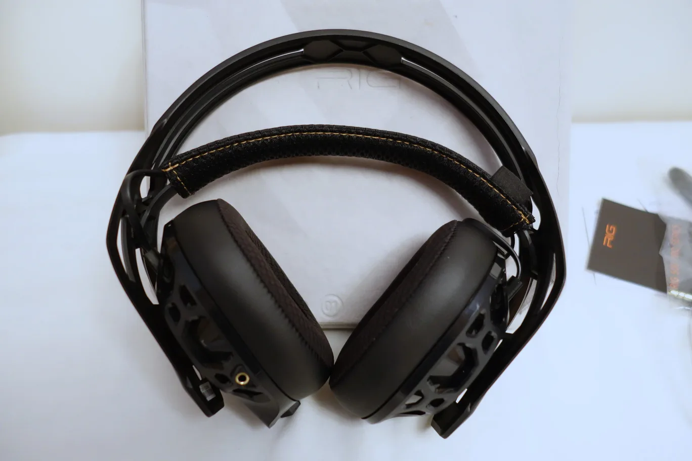 NEW Nacon RIG 500 PRO HS Gaming Headset image indicator(3)