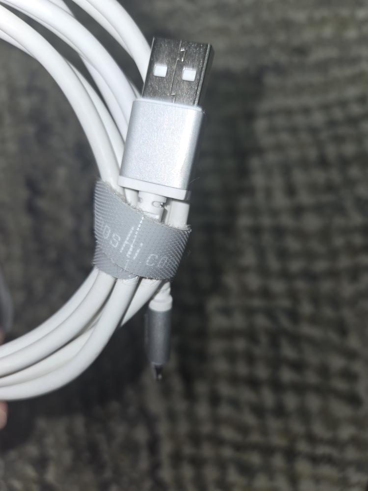 2 long iPhone USB chargers - photo 2