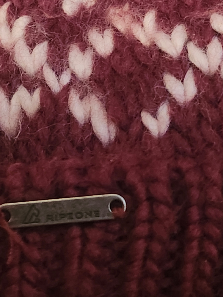 Ripzone Knit Hat #freecycle - photo 2