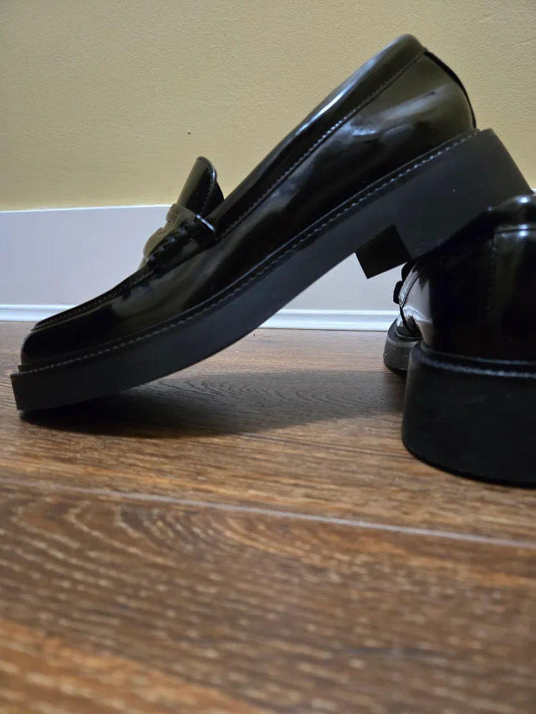 Zara Black Patent Leather Loafers image indicator(3)