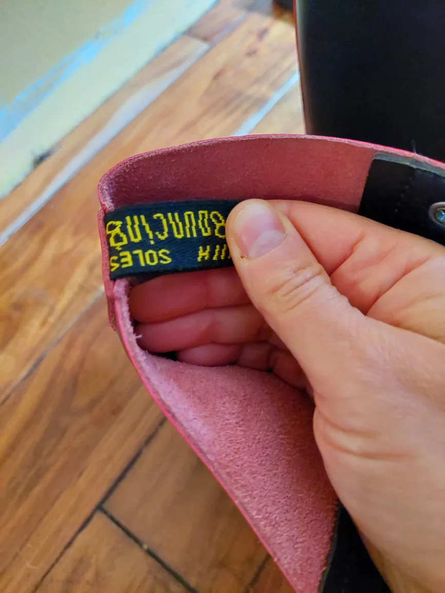 Dr. Martens 14-eye boots image indicator(4)