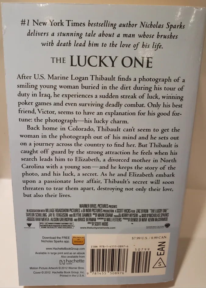 The Lucky One by Nicholas Sparks - Paperback Book image indicator(2)