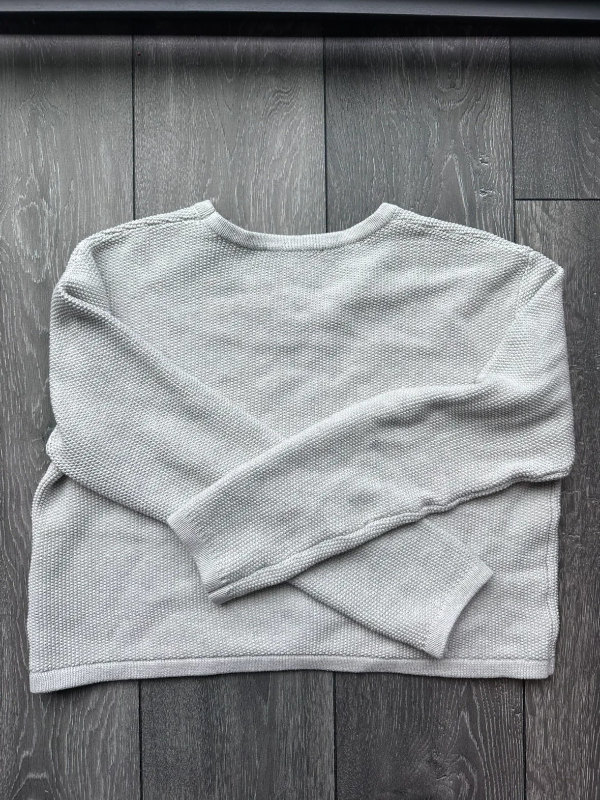 Cropped Grey Sweater image indicator(3)