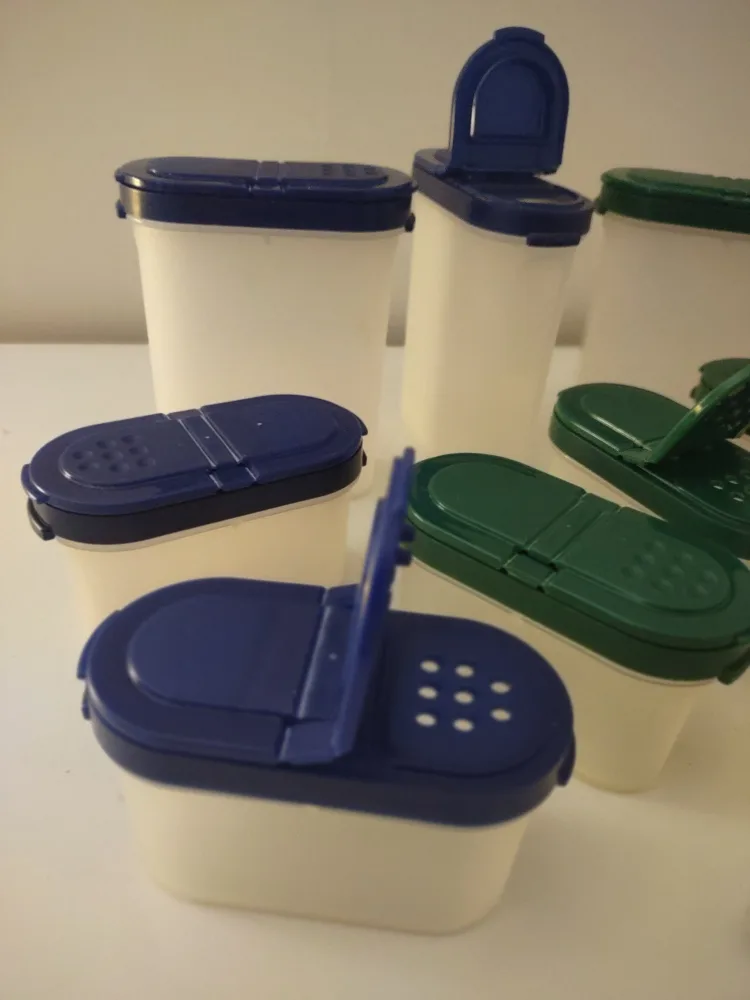 Tupperware spice containers image indicator(2)