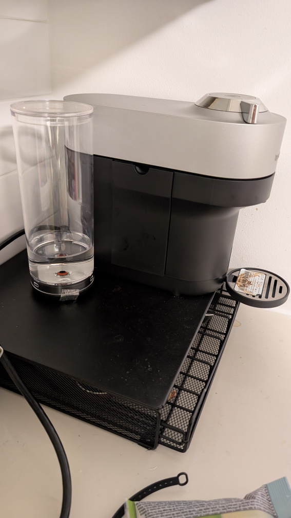 Nespresso Coffee Machine Vertuo Pop+