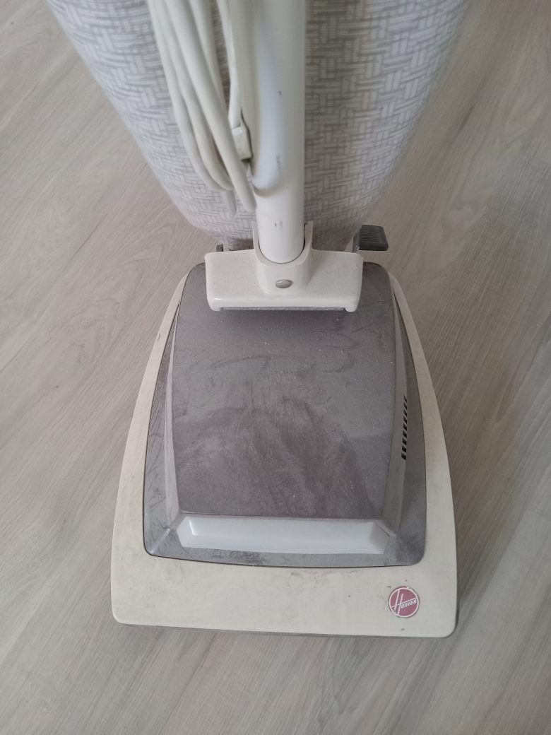 Vintage Hoover Upright Vacuum Cleaner - photo 4