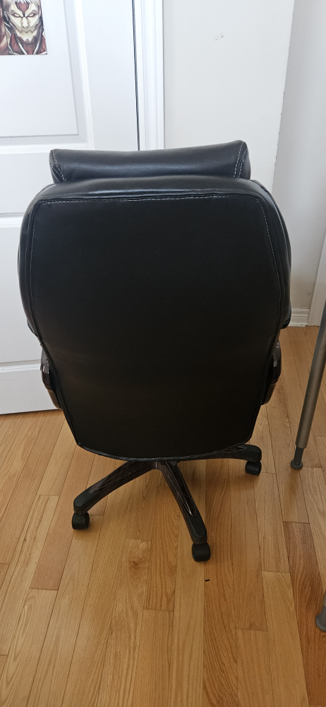 FREE Office Chair - Black - photo 2