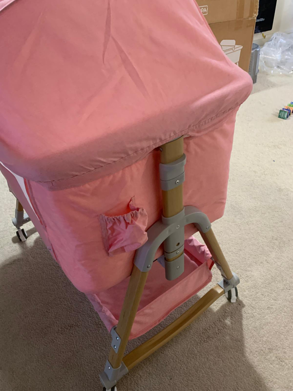 Harpa Baby Bassinet with Canopy & Changing Station - photo 3