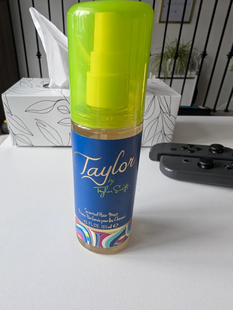 Taylor Swift Taylor Scented Hair Mist image indicator(5)