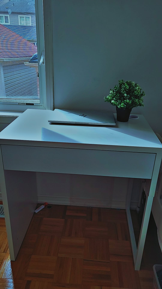 White Desk with Drawer