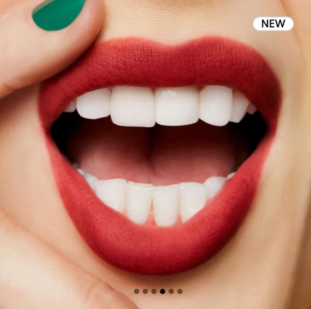 MAC Powder Kiss Liquid Lipcolour - Fashion Emergency image indicator(4)