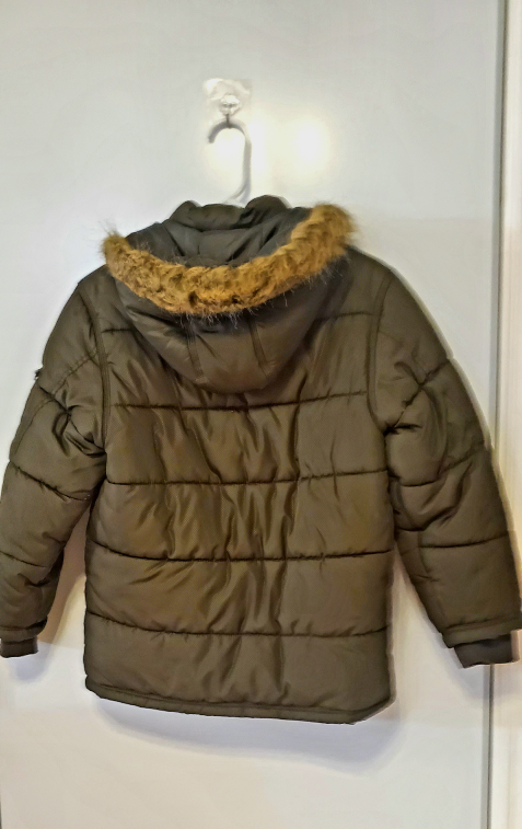 💚 Olive Green Puffer Jacket with Faux Fur Hood - photo 3
