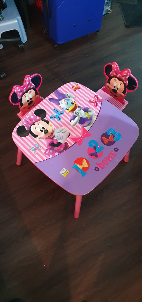 Minnie Mouse Children's Table and Chairs Set