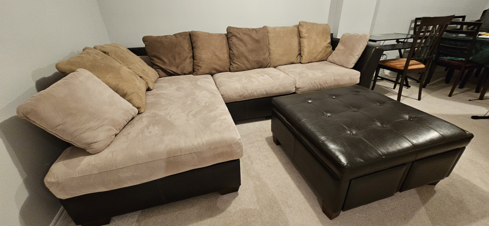 L-Shaped Sectional Sofa with Storage Ottoman