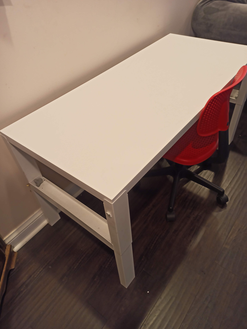 Ikea white Desk with Red Chair - photo 3