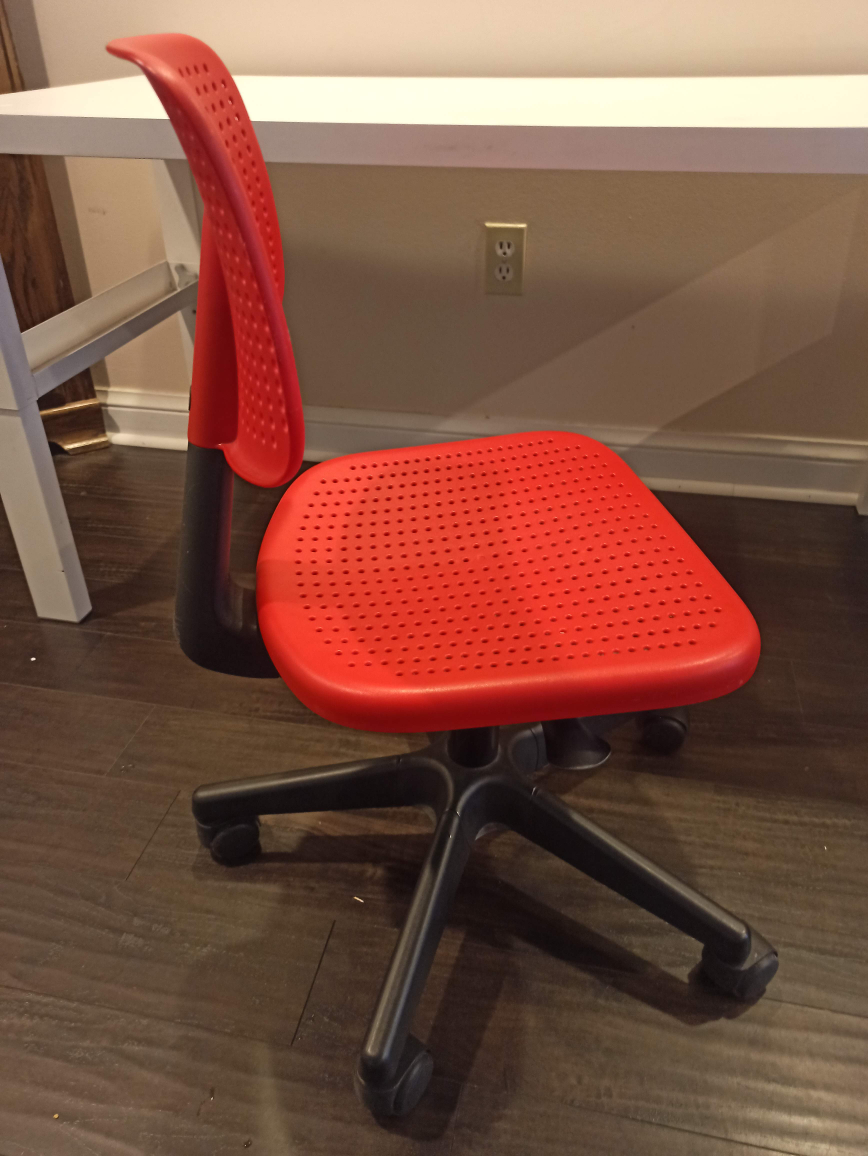 Ikea white Desk with Red Chair - photo 5