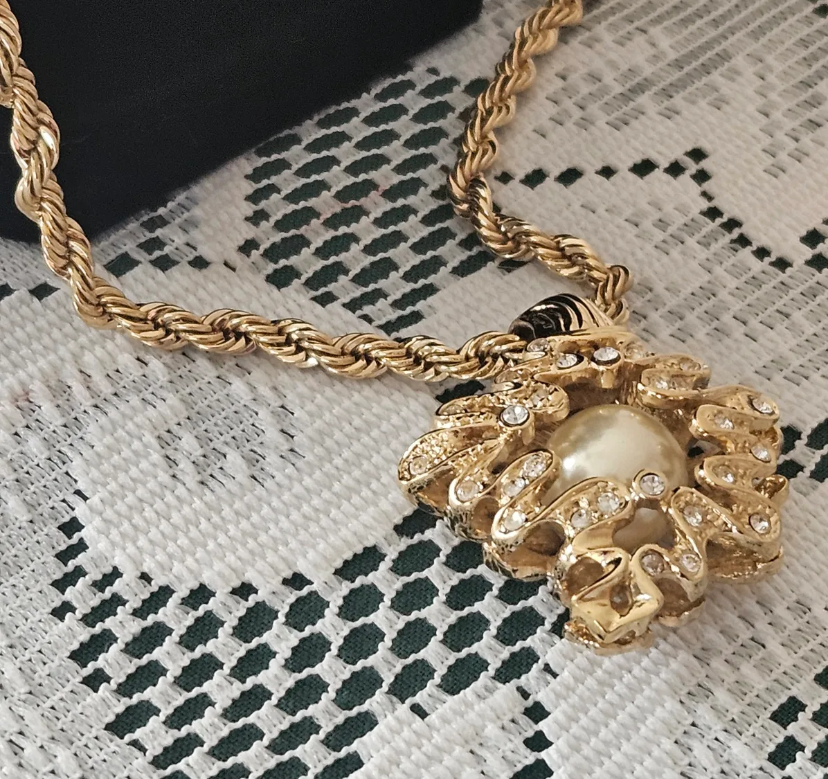 Vintage Fifth Avenue Collection Faux Pearl Pendant Necklace image indicator(5)