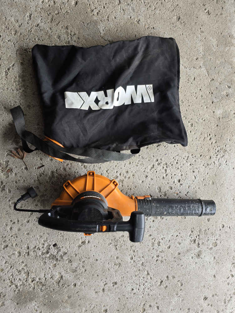 WORX WG521 120V Corded Leaf Blower with Collection Bag - photo 4