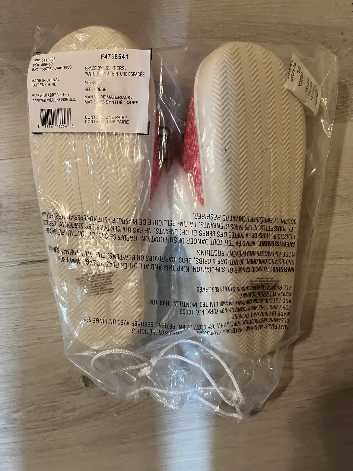 1888 Studio Women's Red and White Slippers Size 7-8 image indicator(2)