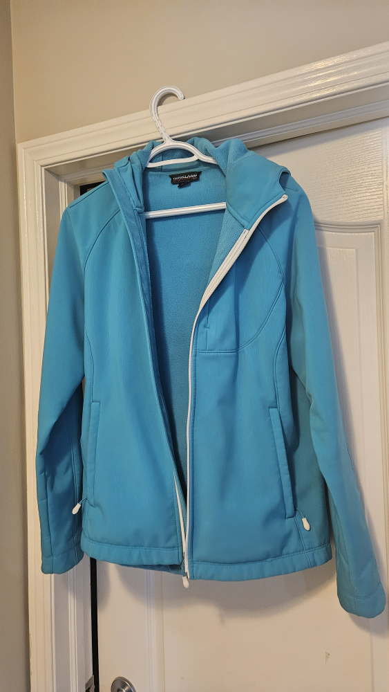 Kirkland Women's Teal Softshell Jacket - photo 3