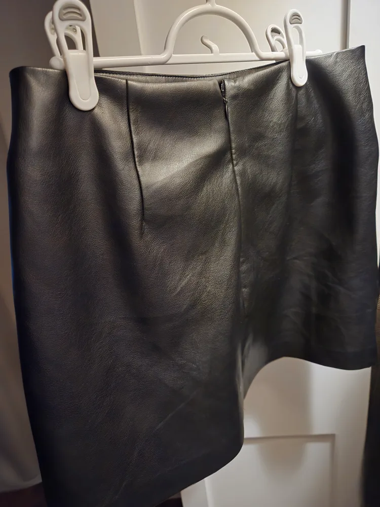 Dynamite Garage Black faux leather mini skirt image indicator(2)