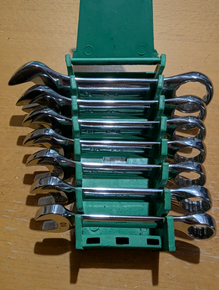 Stubby wrench sets