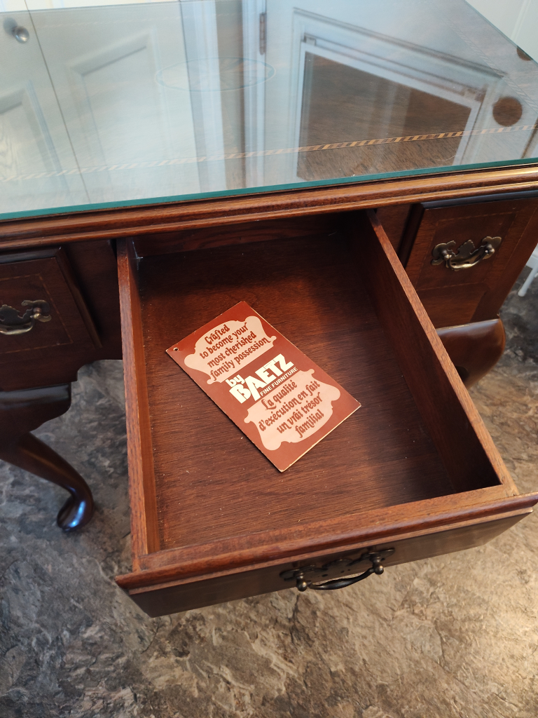 Baetz Furniture Coffee Table with Glass Top - photo 4