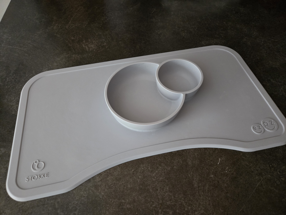 "STOKKE" Silicone placemat with bowls