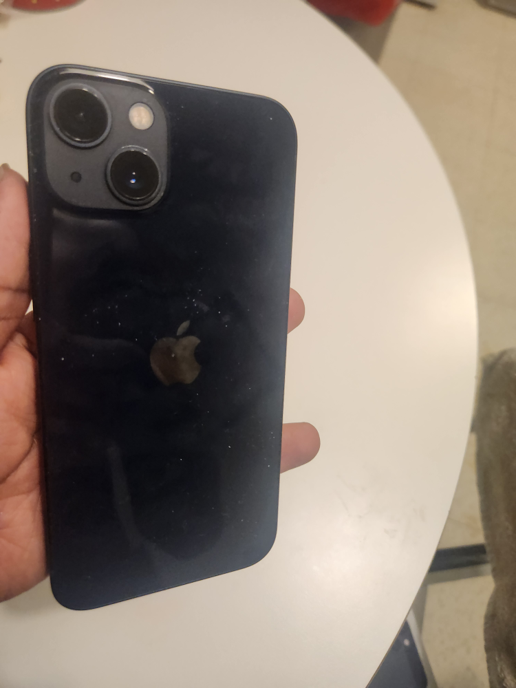 iPhone 13 128GB - Perfect Condition - photo 2
