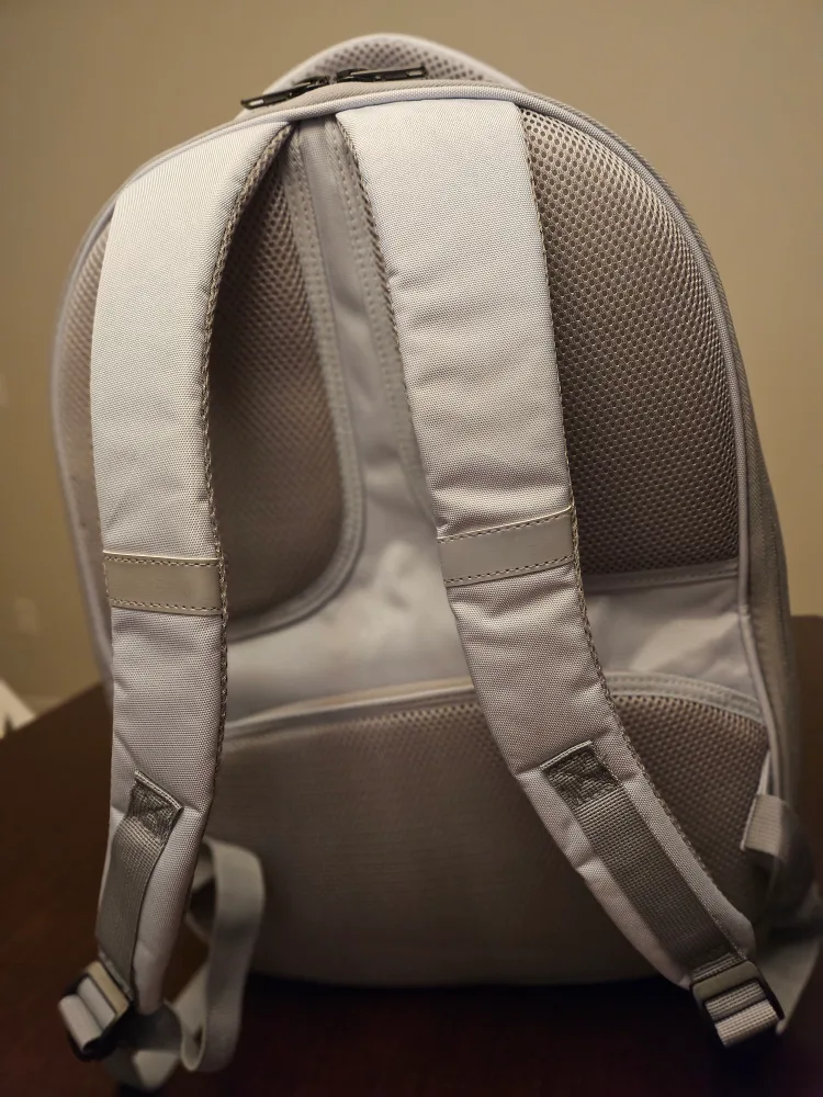 Pet Cat and Dog Backpack Pet Carrier image indicator(3)