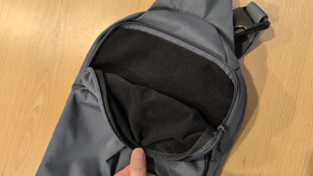 Timbuk2 Vapor Crossbody Sling Bag image indicator(2)