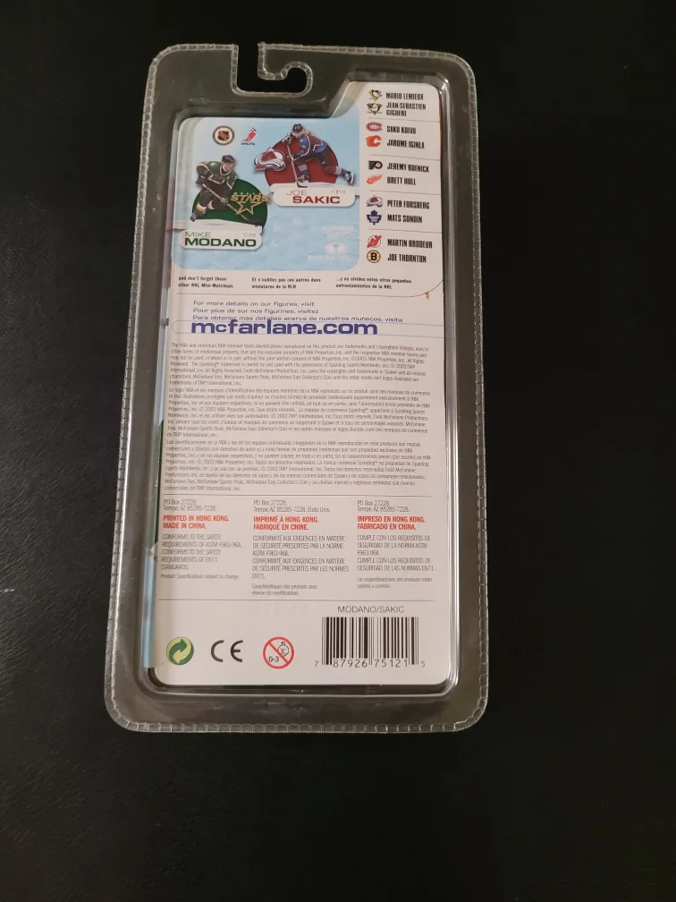 McFarlane NHL Series 2 Joe Sakic & Mike Modano Figure Set image indicator(2)