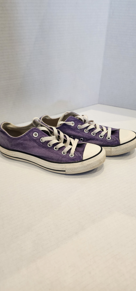 Converse All Star Low Top Sneakers Purple Size 5