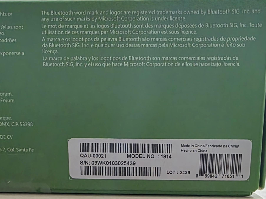 Xbox Wireless Controller - Electric Volt - photo 4